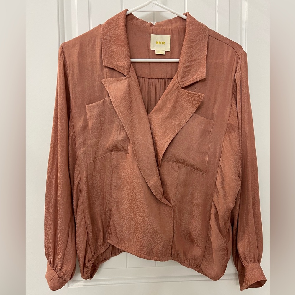 Blush pink satin paisley embossed bubble hem long sleeve blouse